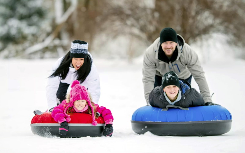 Где покататься на тюбинге в Москве и Подмосковье: платные и бесплатные горки