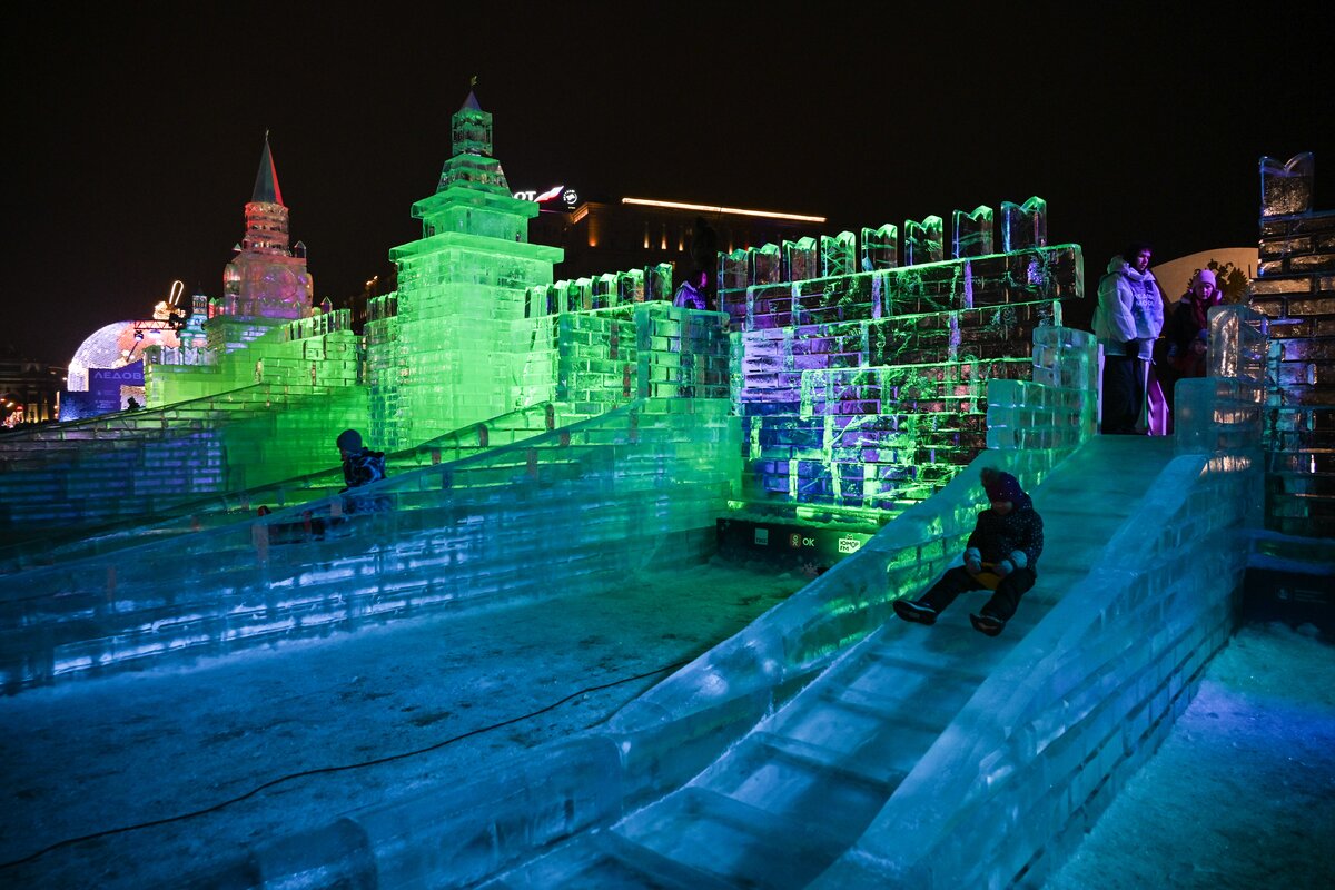 Ледовая Москва на Поклонной горе (2025-2026)