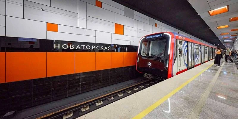 Художественные выставки в Московском метрополитене