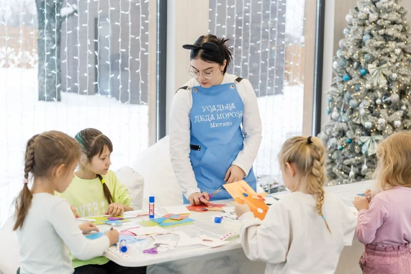 Фото Усадьба Деда Мороза в парке Митино - развлечение в Москве | Досугатор