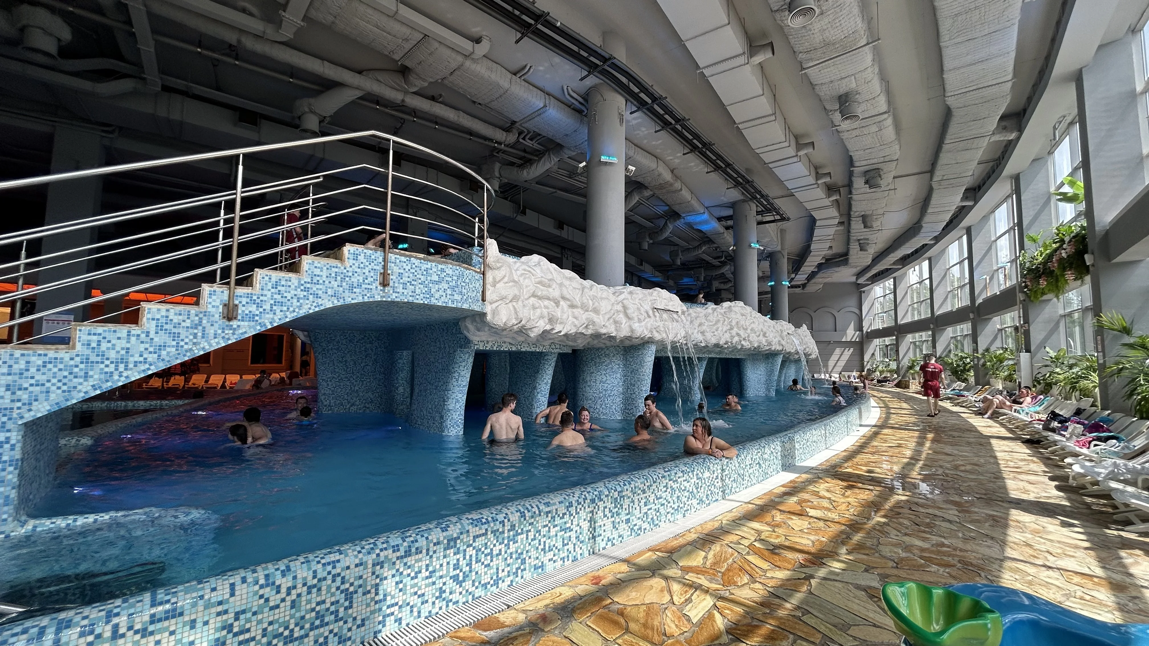 Фото Термальный комплекс "Мореон" - развлечение в Москве | Досугатор
