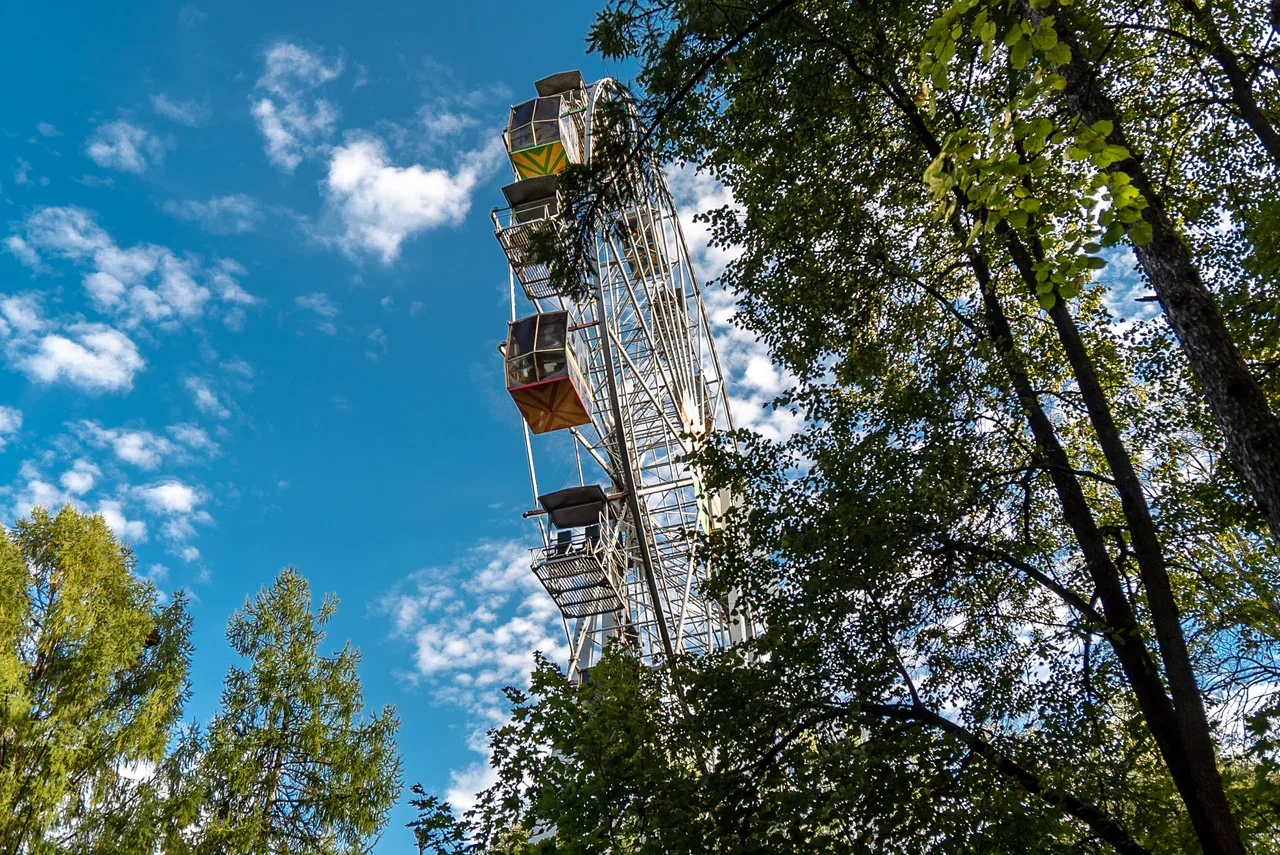 Фото Колесо обозрения Красногорск - развлечение в Москве | Досугатор