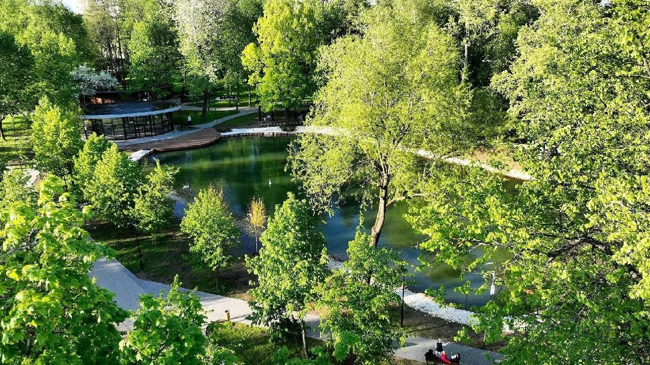 Фото Центральный парк Серпухова (парк имени Олега Степанова) - развлечение в Москве | Досугатор