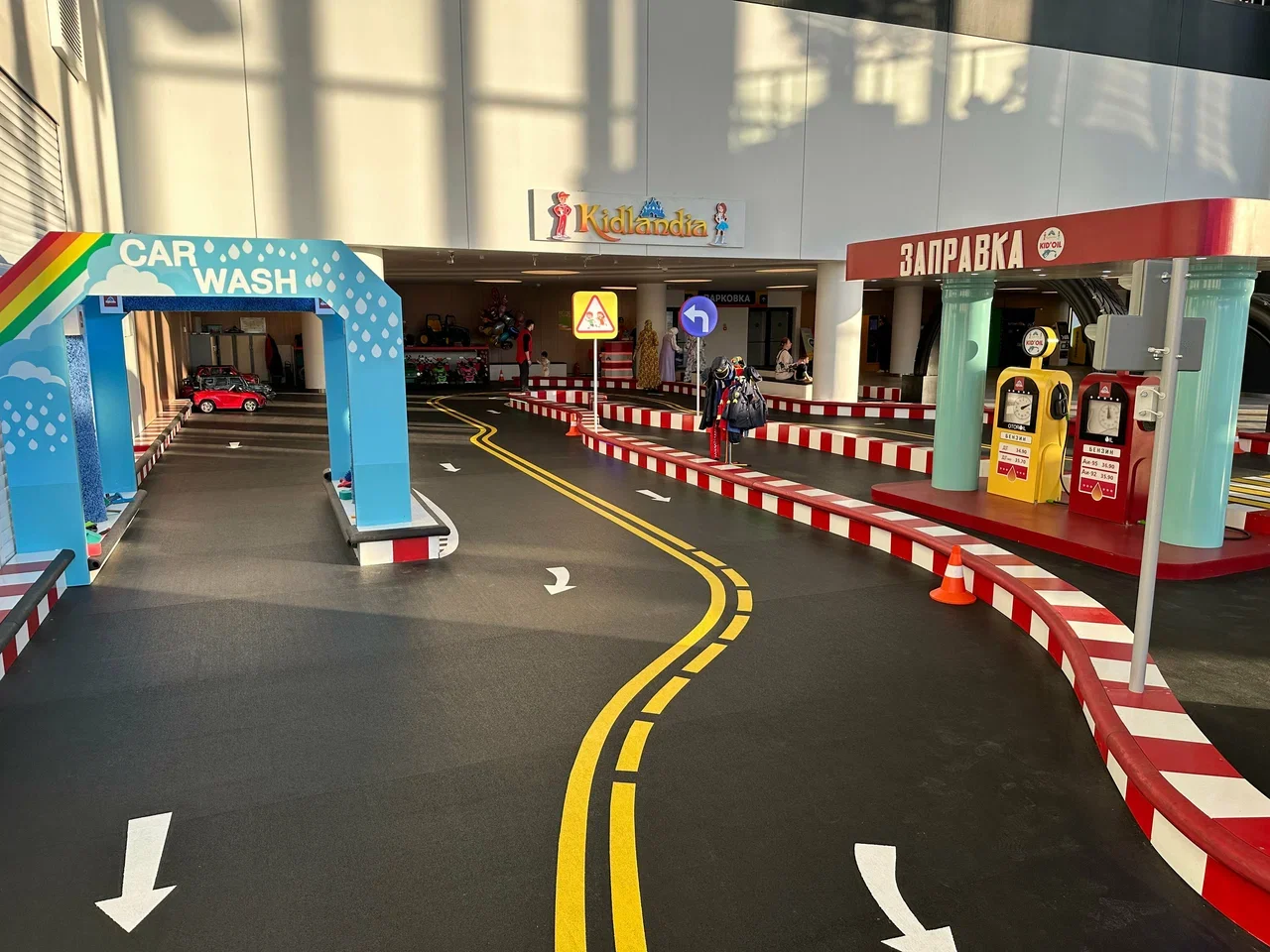 Фото Город строителей Kidlandia в ТРЦ Саларис - развлечение в Москве | Досугатор