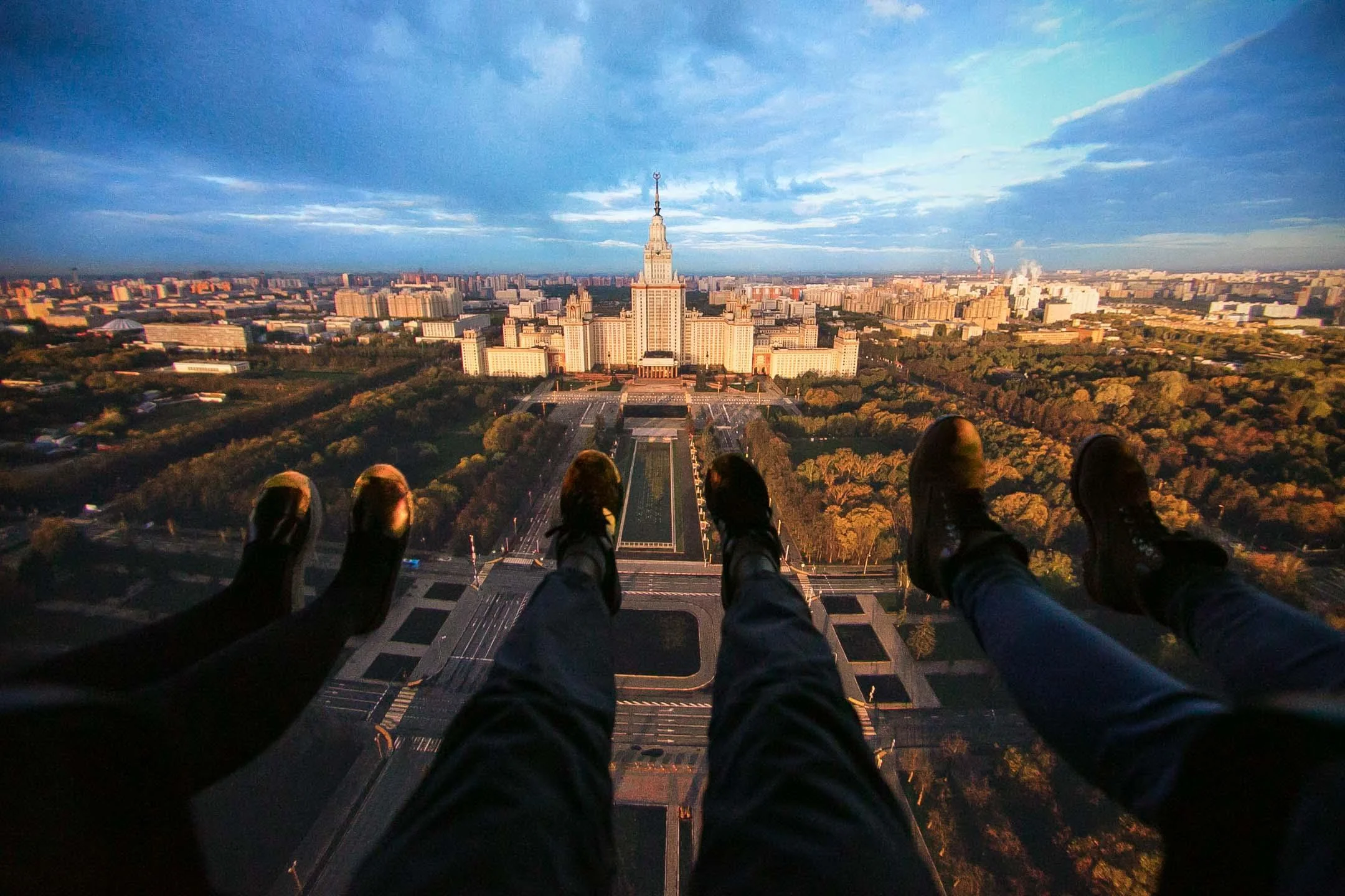 Фото Полет над Москвой 2.0 в парке Зарядье - развлечение в Москве | Досугатор