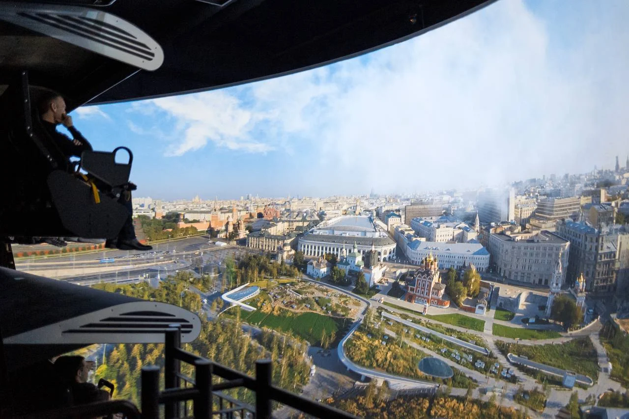 Фото Полет над Москвой 2.0 в парке Зарядье - развлечение в Москве | Досугатор