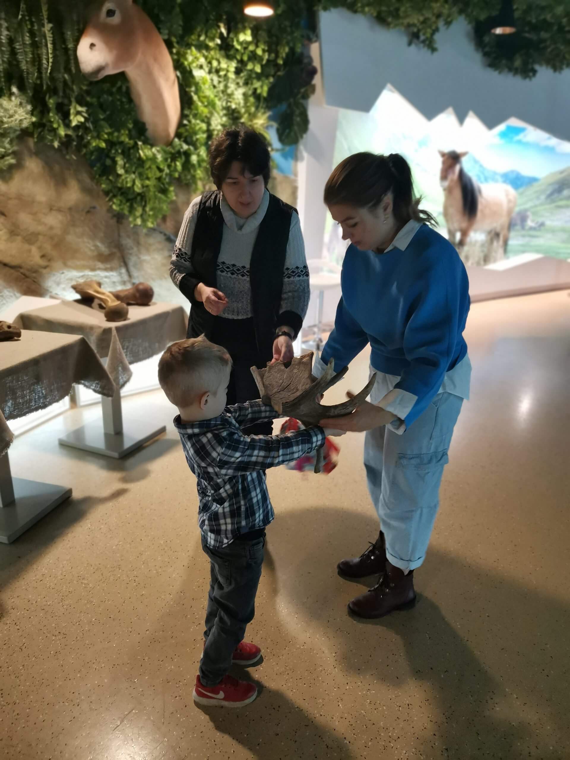 Фото Музей-театр "Ледниковый период" Мамонт и его окружение - развлечение в Москве | Досугатор