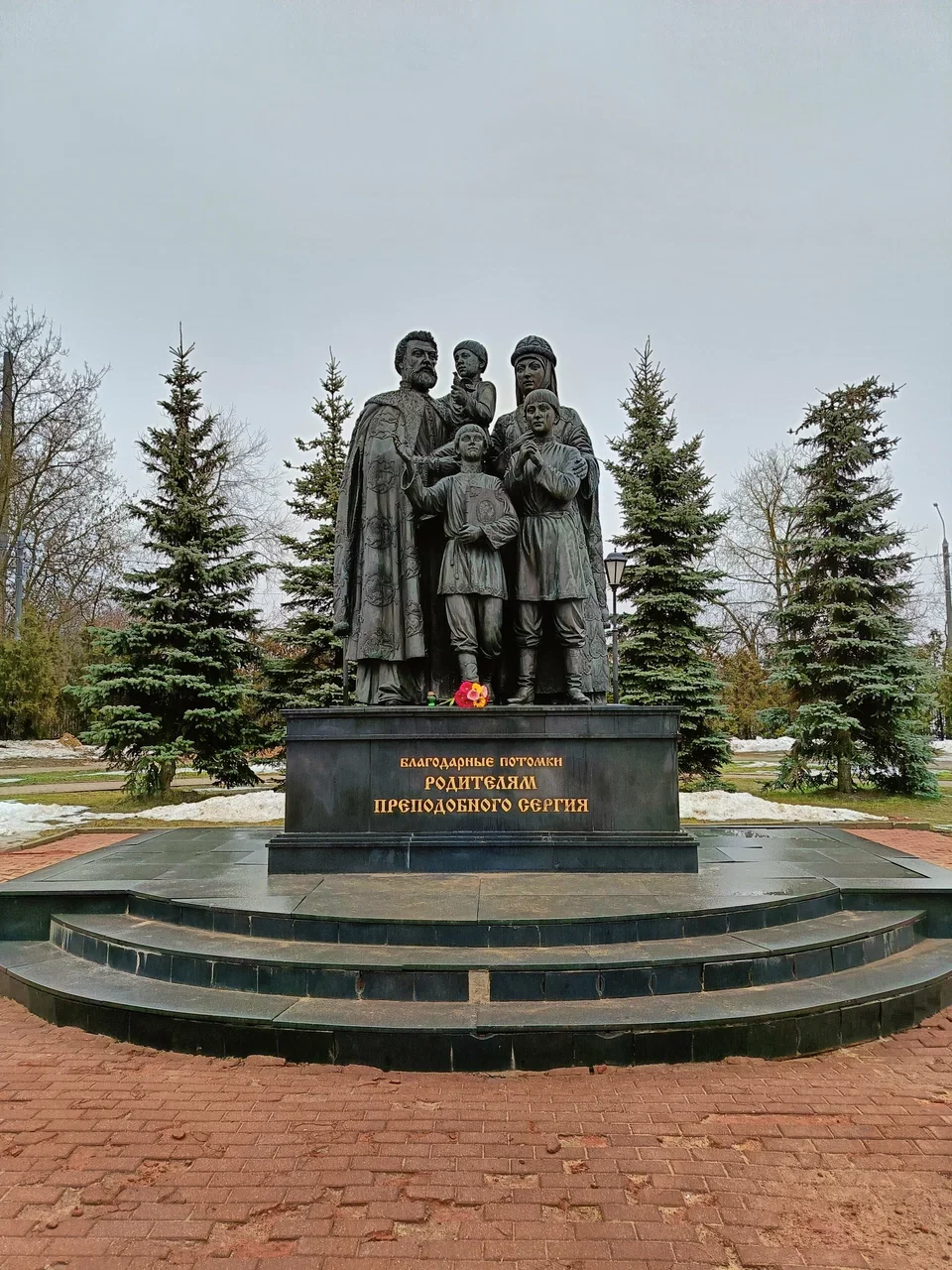 Фото Свято-Троицкая Сергиева Лавра - развлечение в Москве | Досугатор