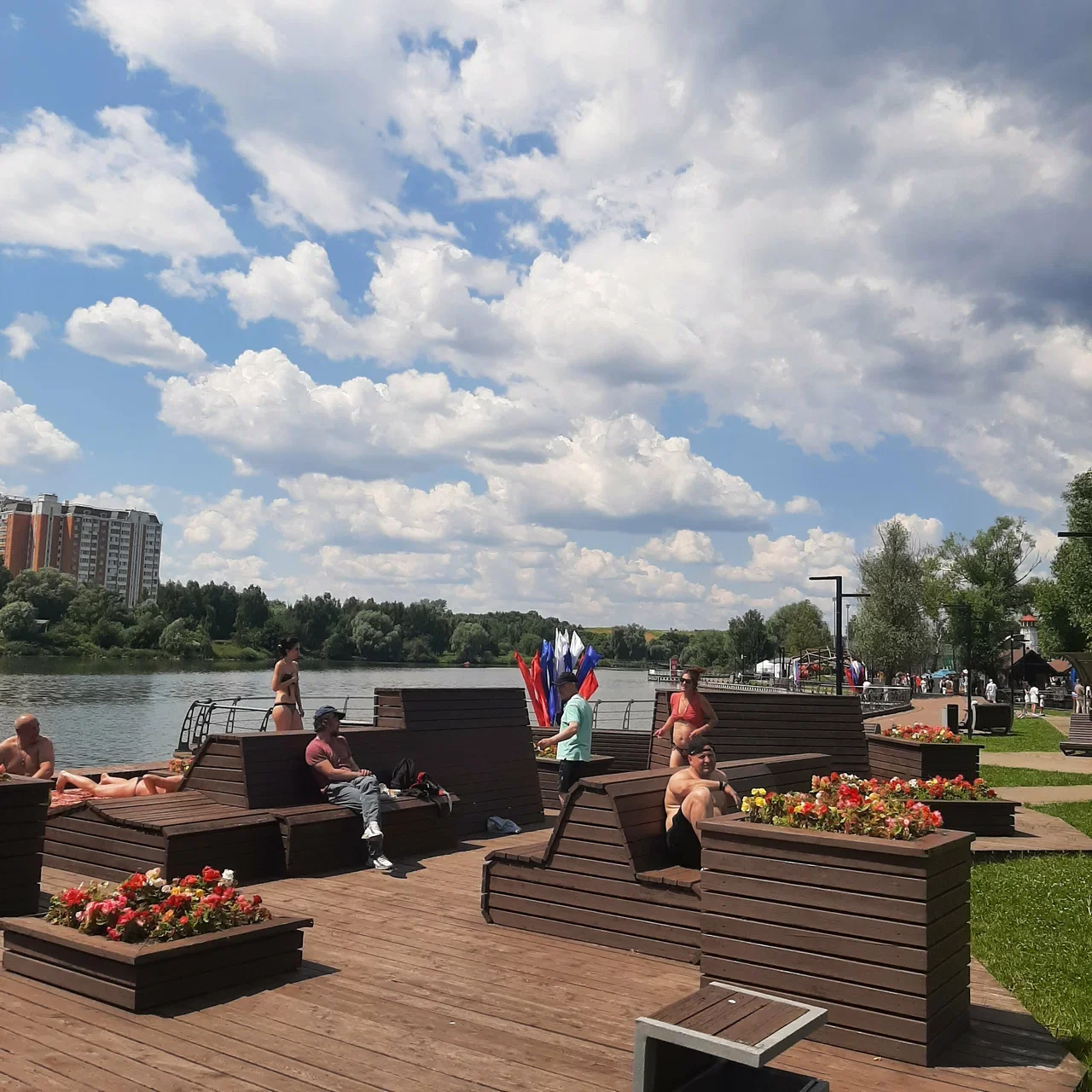 Фото Парк Пыхтино с детской площадкой - развлечение в Москве | Досугатор