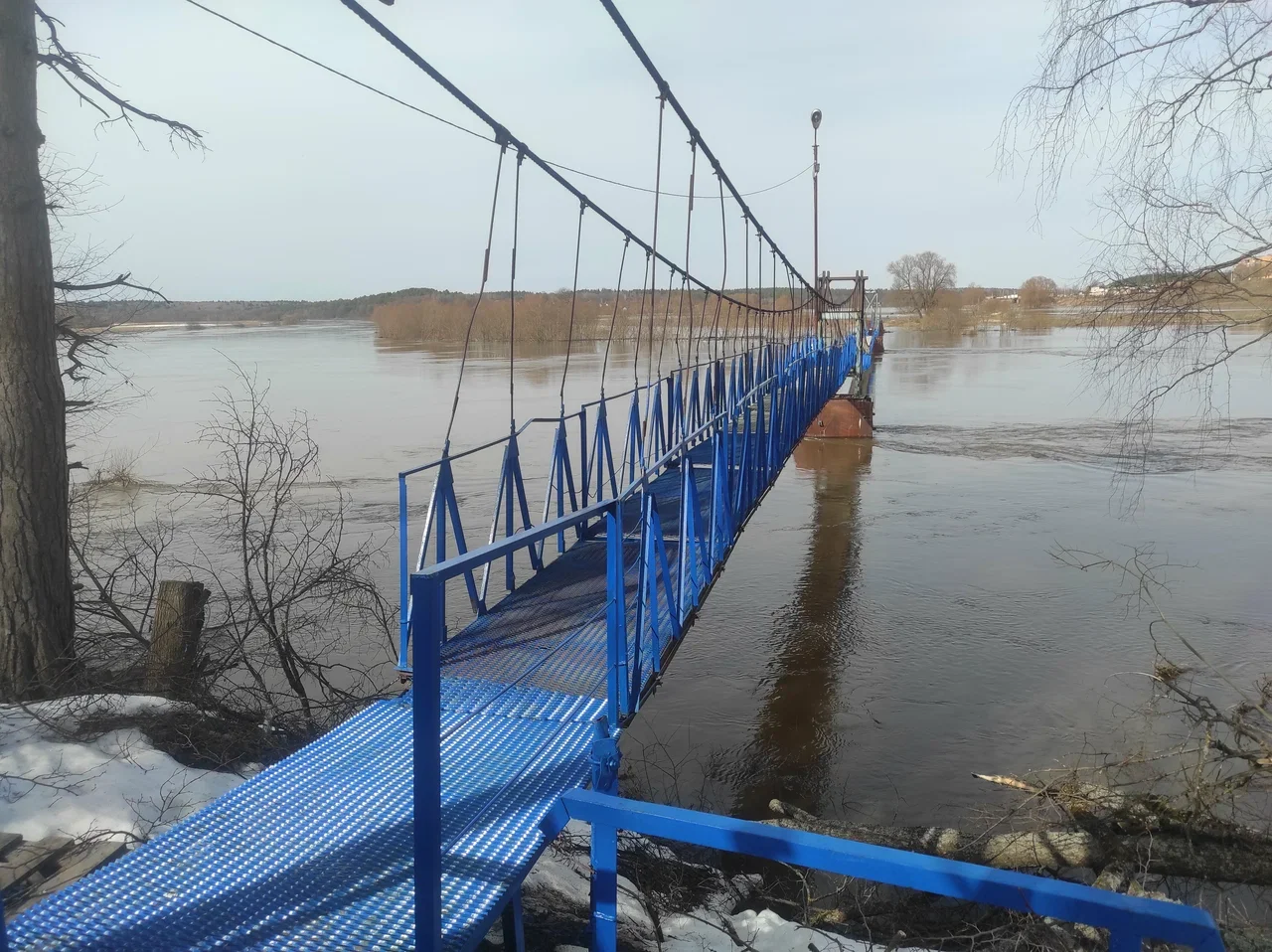 Фото Навесной мост в Калуге - развлечение в Москве | Досугатор