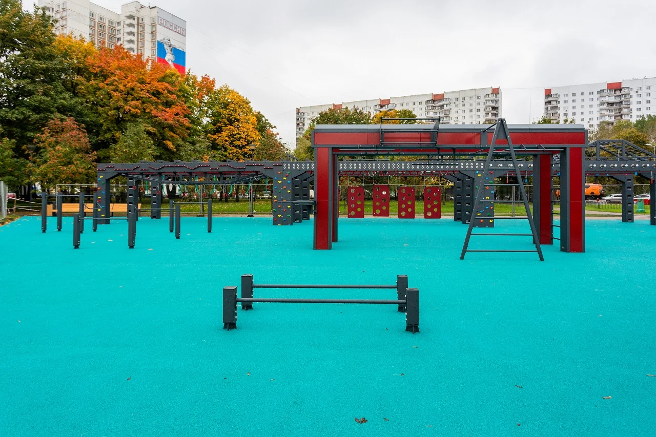 Фото Русский ниндзя открытая бесплатная площадка - уличная трасса - развлечение в Москве | Досугатор