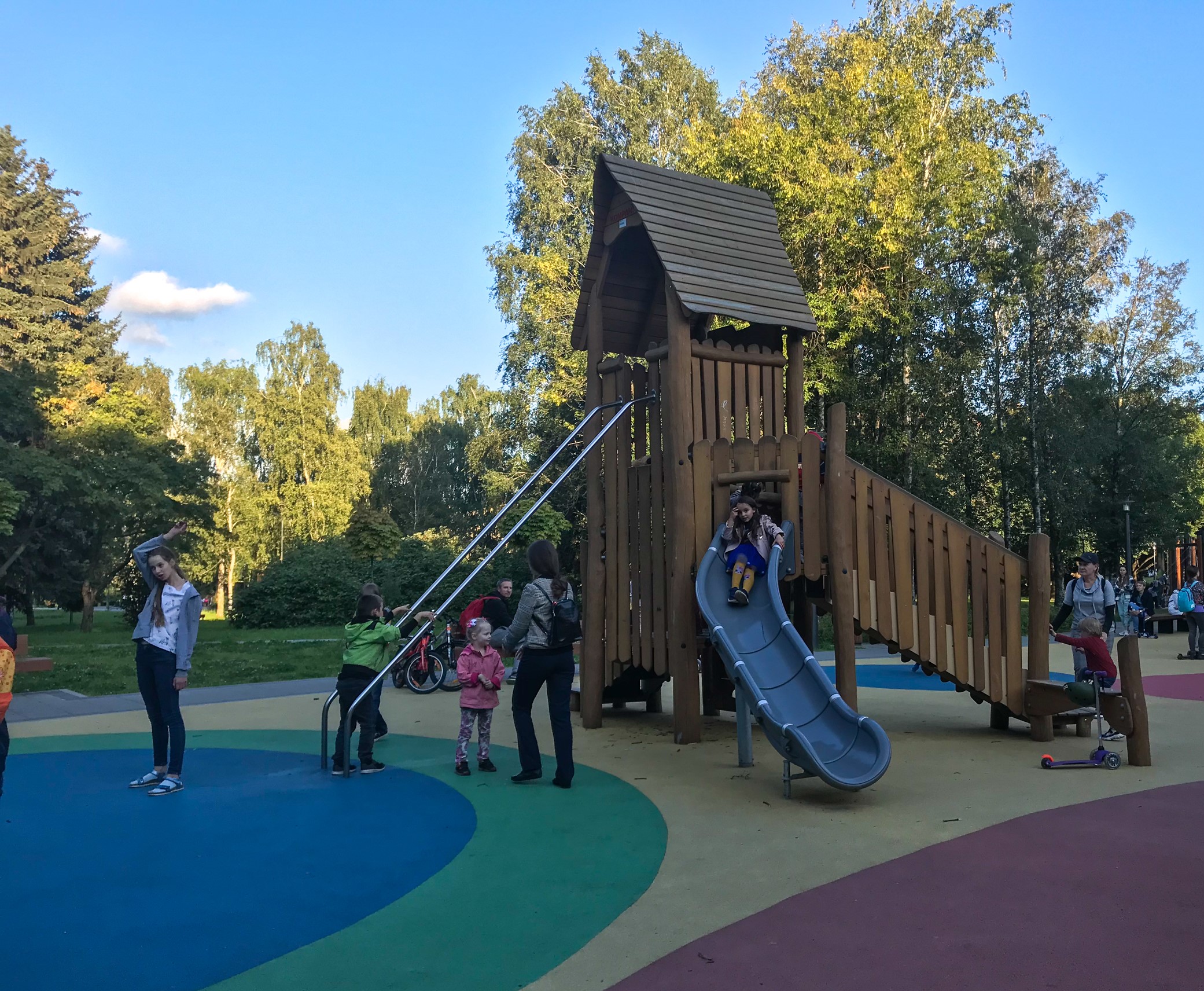 Фото Площадки в парке Дружбы (на Севере Москвы) - развлечение в Москве | Досугатор