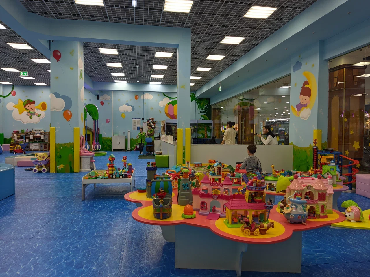 Фото Little star&happy city  в ТЦ Рио - развлечение в Москве | Досугатор
