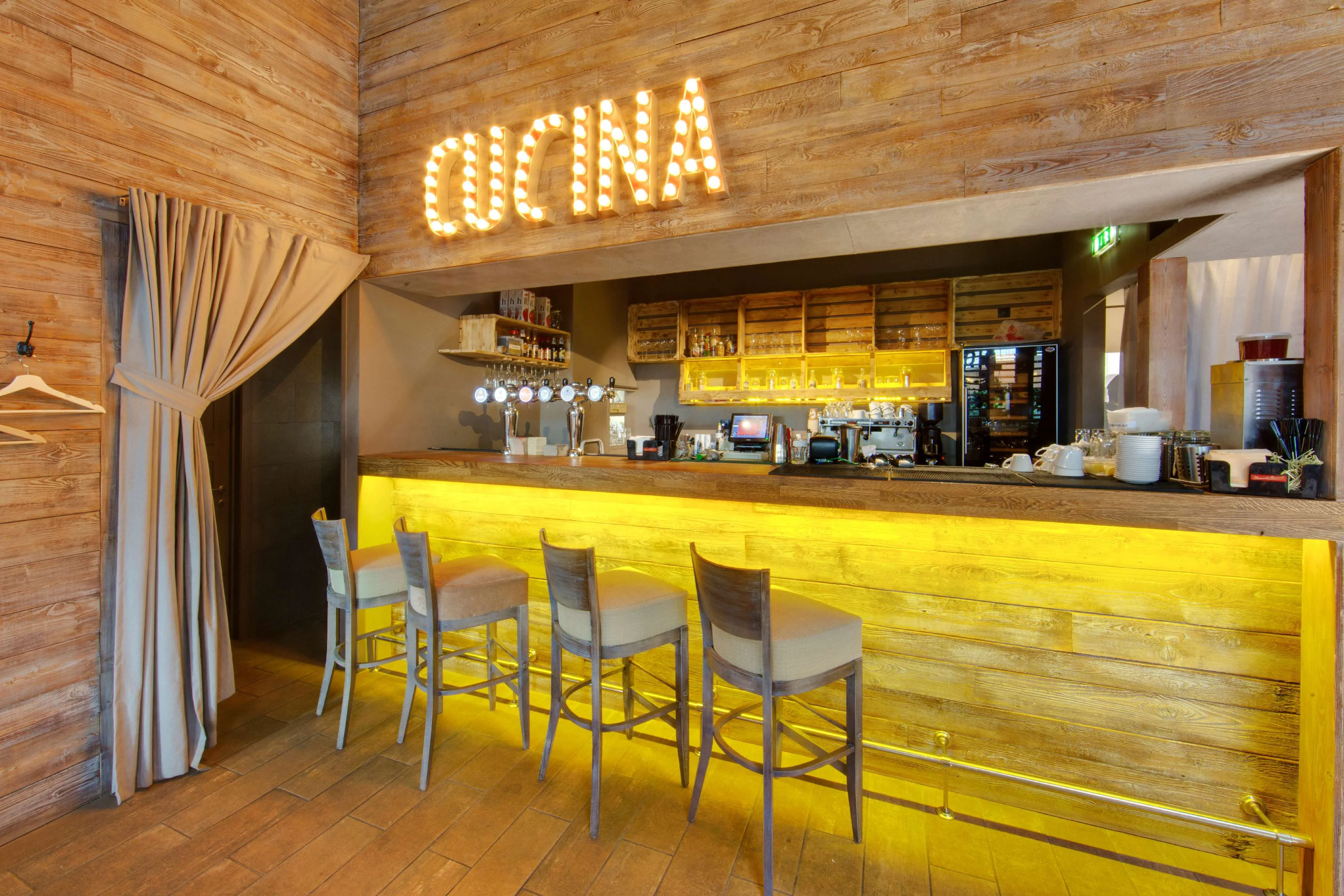 Фото Ресторан Osteria Mario Мега Химки - развлечение в Москве | Досугатор