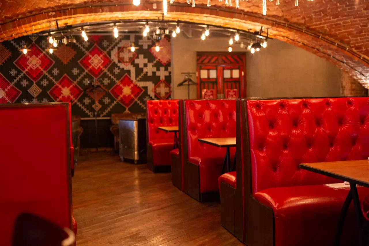 Фото Ресторан-пивоварня Мануфактура 1858 (г. Сергиев Посад) - развлечение в Москве | Досугатор