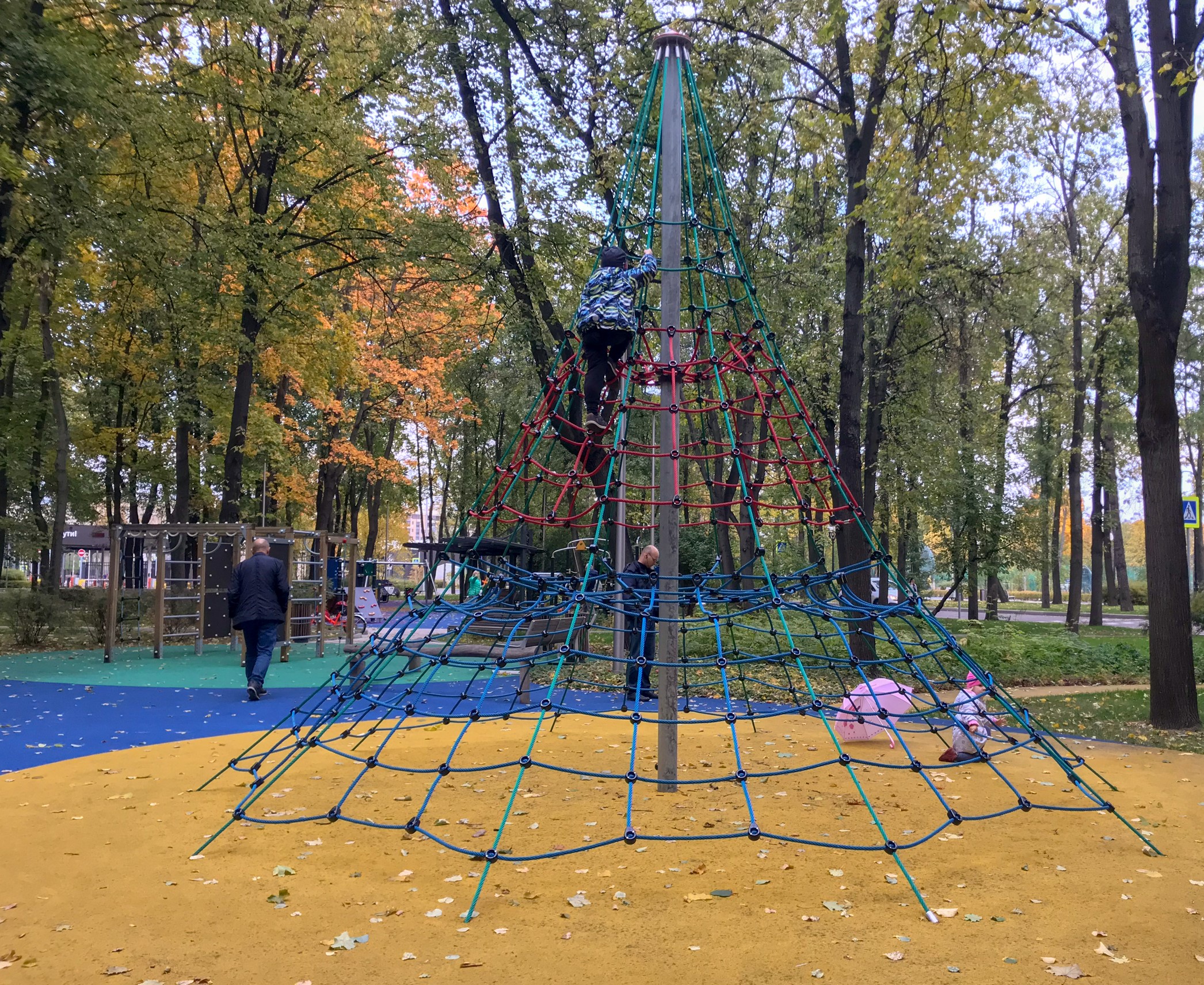 Фото Спортивная детская площадка в Лужниках - развлечение в Москве | Досугатор