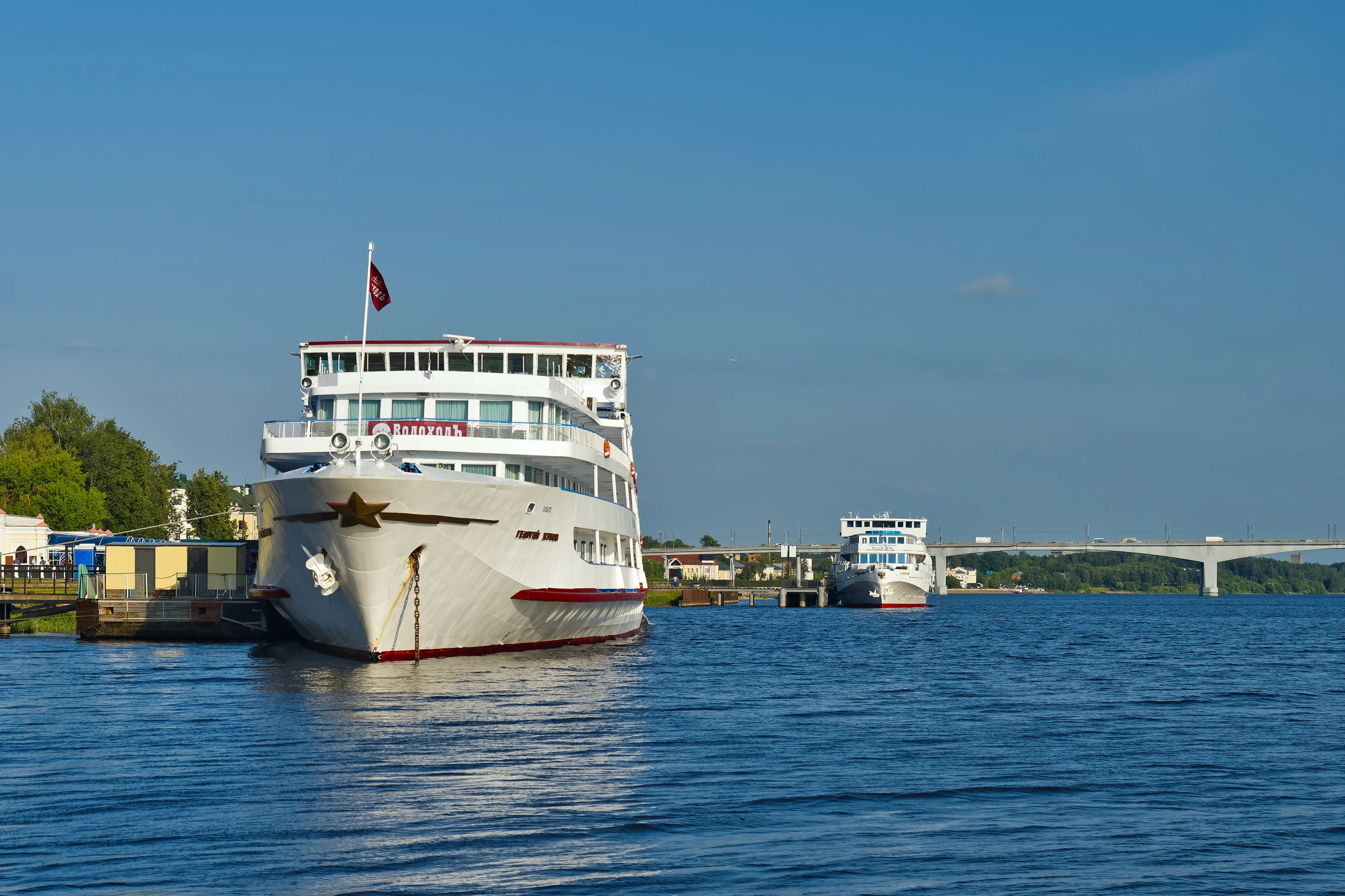 Фото Прогулки на теплоходе (г. Кострома) - развлечение в Москве | Досугатор