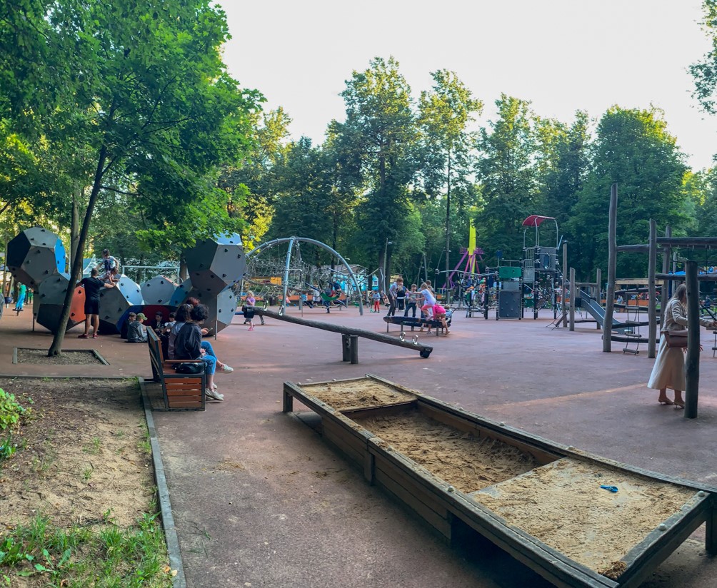 Фото Детская площадка в парке Фили №1 - развлечение в Москве | Досугатор