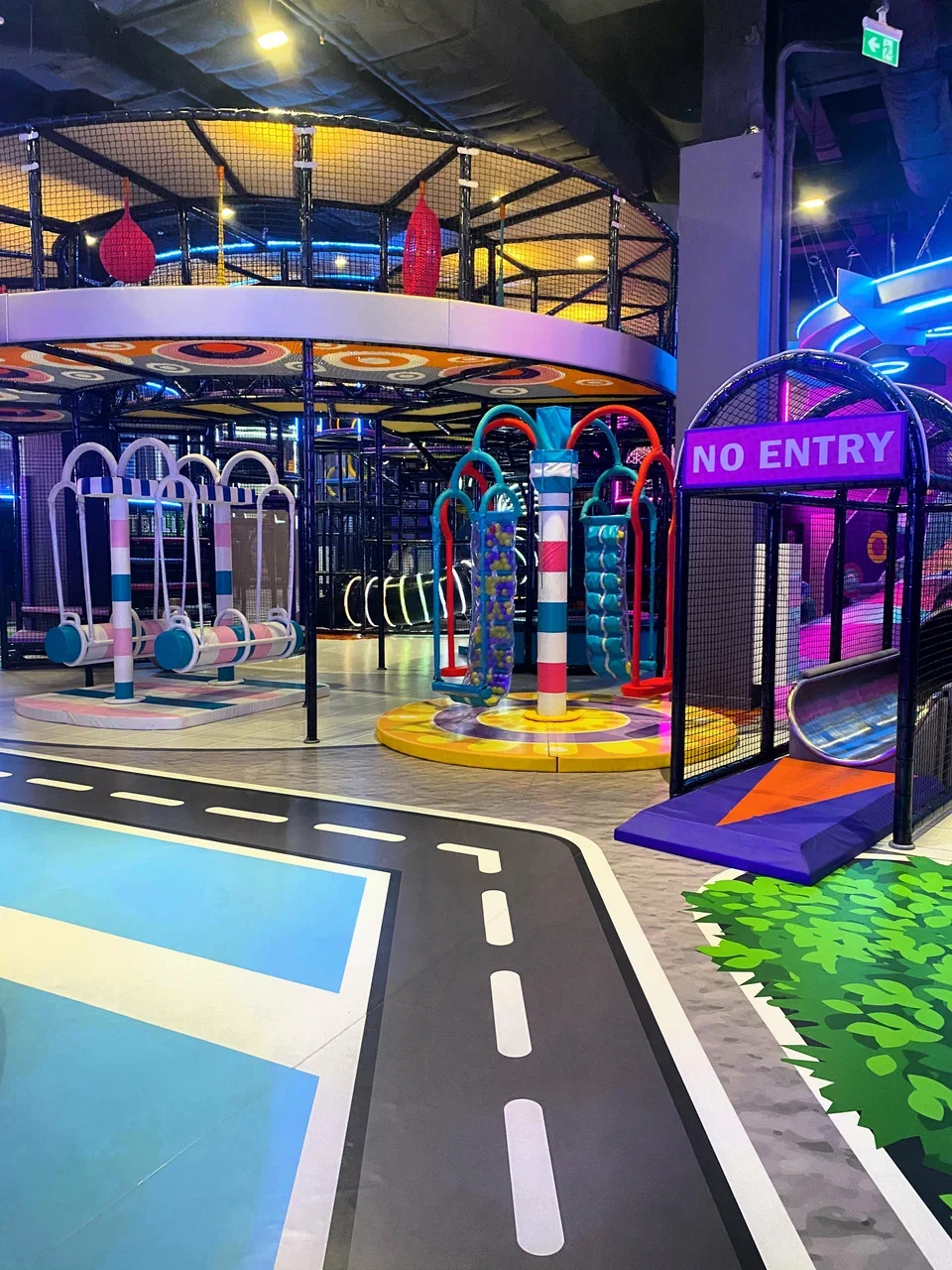 Фото Ambi Land (Амбилэнд) в ТРЦ Vegas City Hall - развлечение в Москве | Досугатор