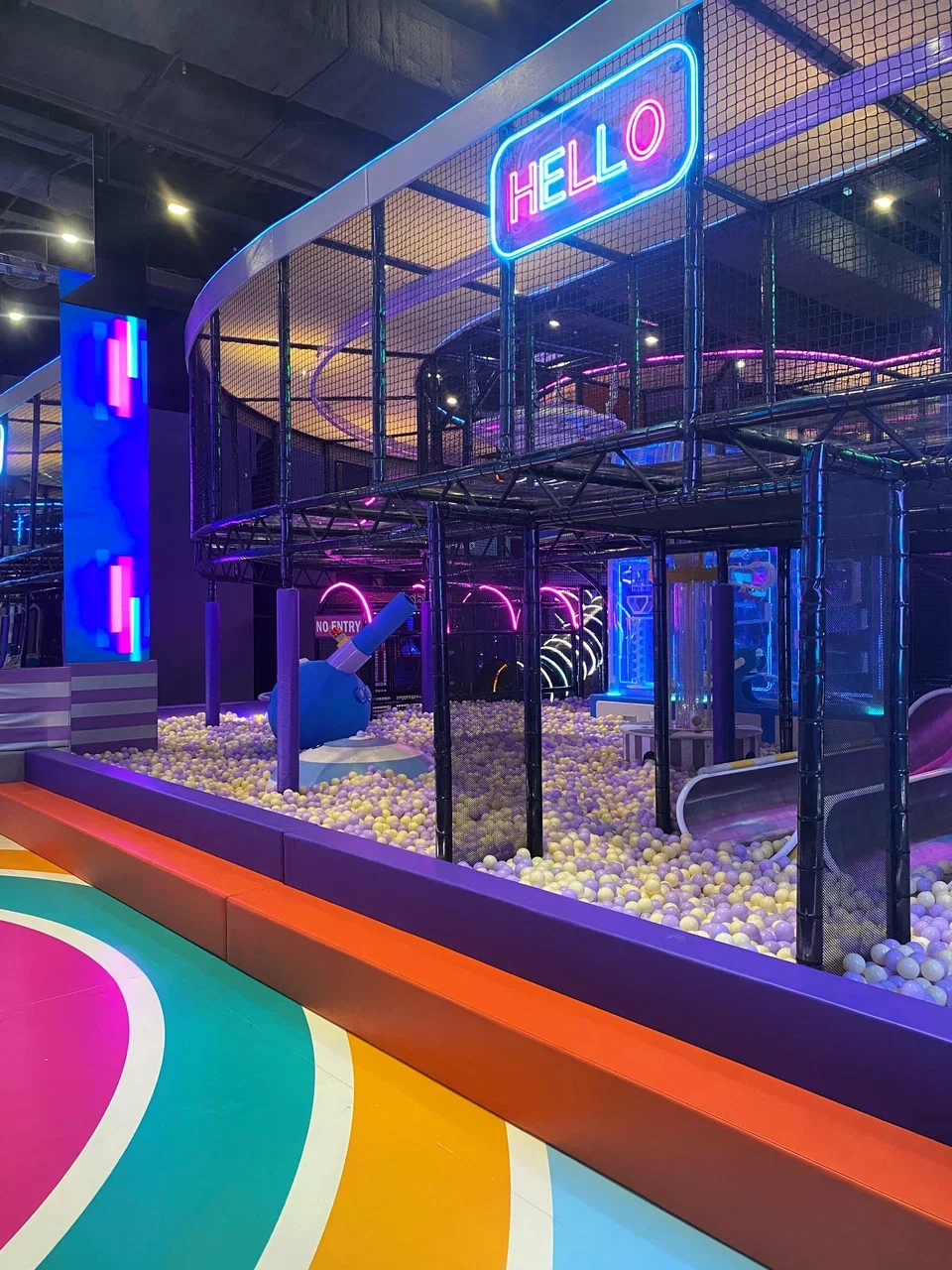 Фото Ambi Land (Амбилэнд) в ТРЦ Vegas City Hall - развлечение в Москве | Досугатор