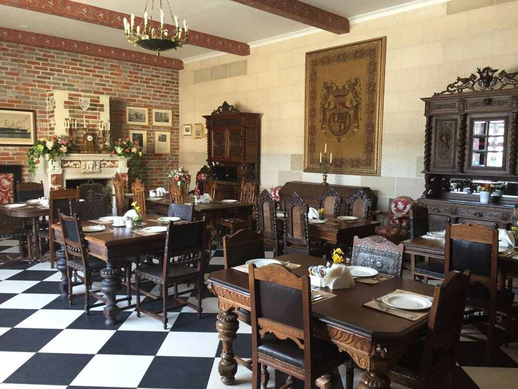 Фото Отель-замок с сафари-парком La Ferme De Reve (г. Зарайск) - развлечение в Москве | Досугатор