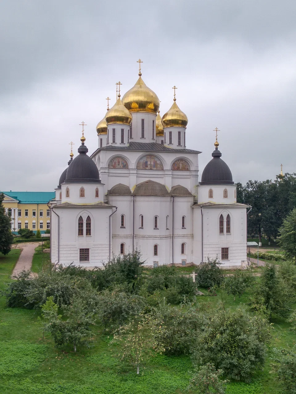 Фото Дмитровский Кремль - развлечение в Москве | Досугатор