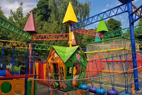 Фото Веревочный FunГрад парк "Сокольники" - развлечение в Москве | Досугатор