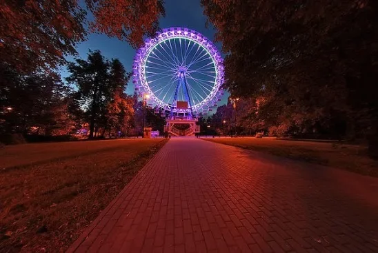 Фото Колесо обозрения Измайловский парк - развлечение в Москве | Досугатор