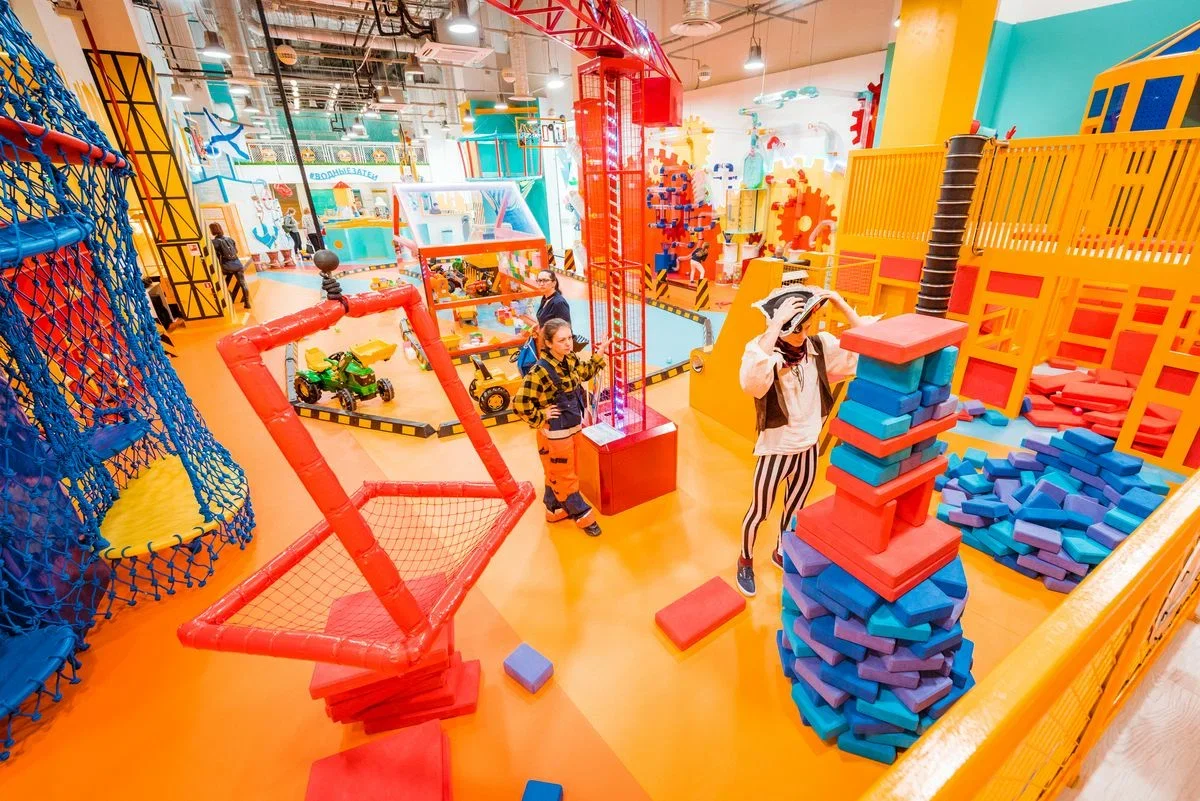 Фото Город строителей Kidlandia в ТРЦ Ривьера - развлечение в Москве | Досугатор