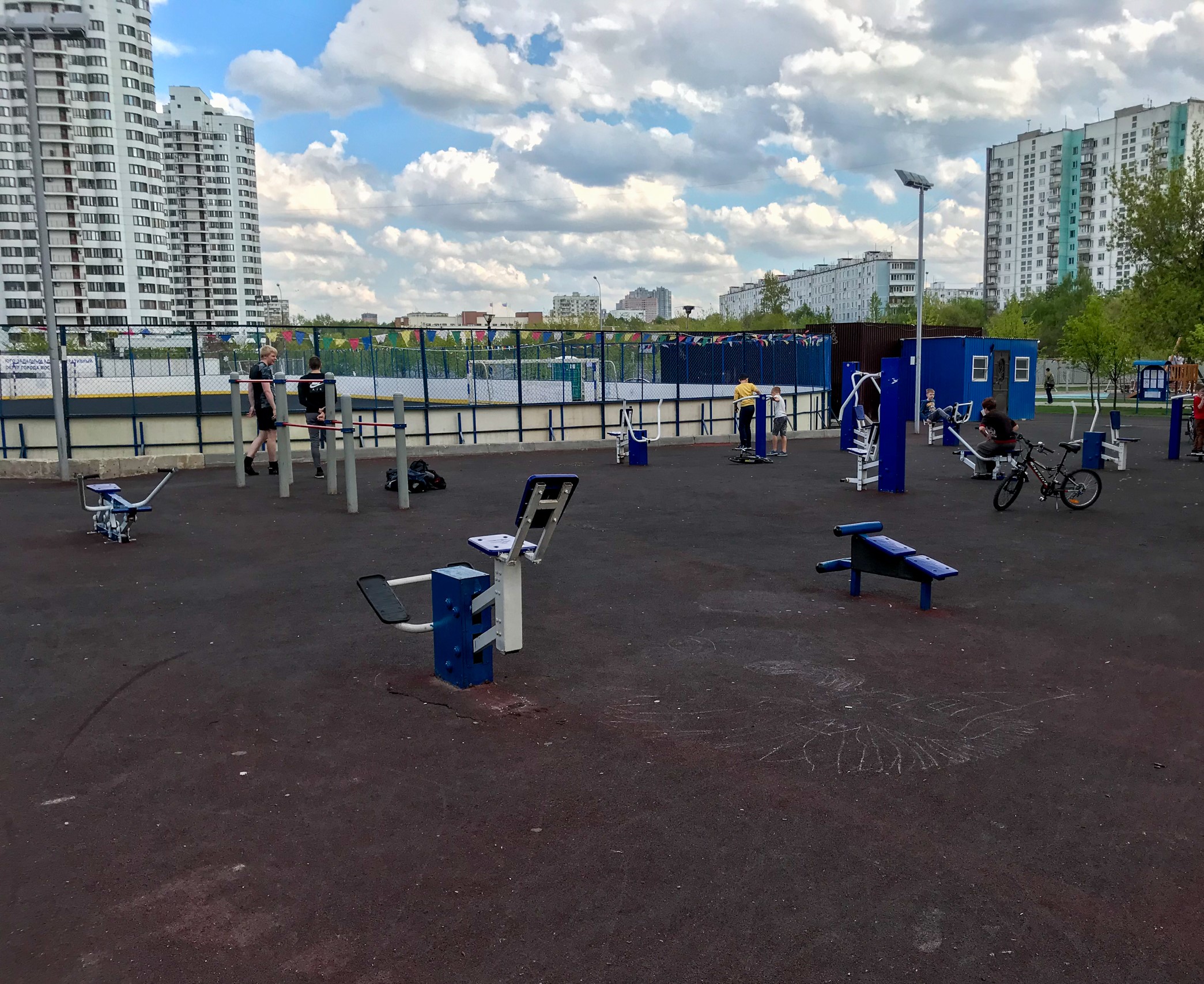 Фото Парк 70-летия Победы - развлечение в Москве | Досугатор