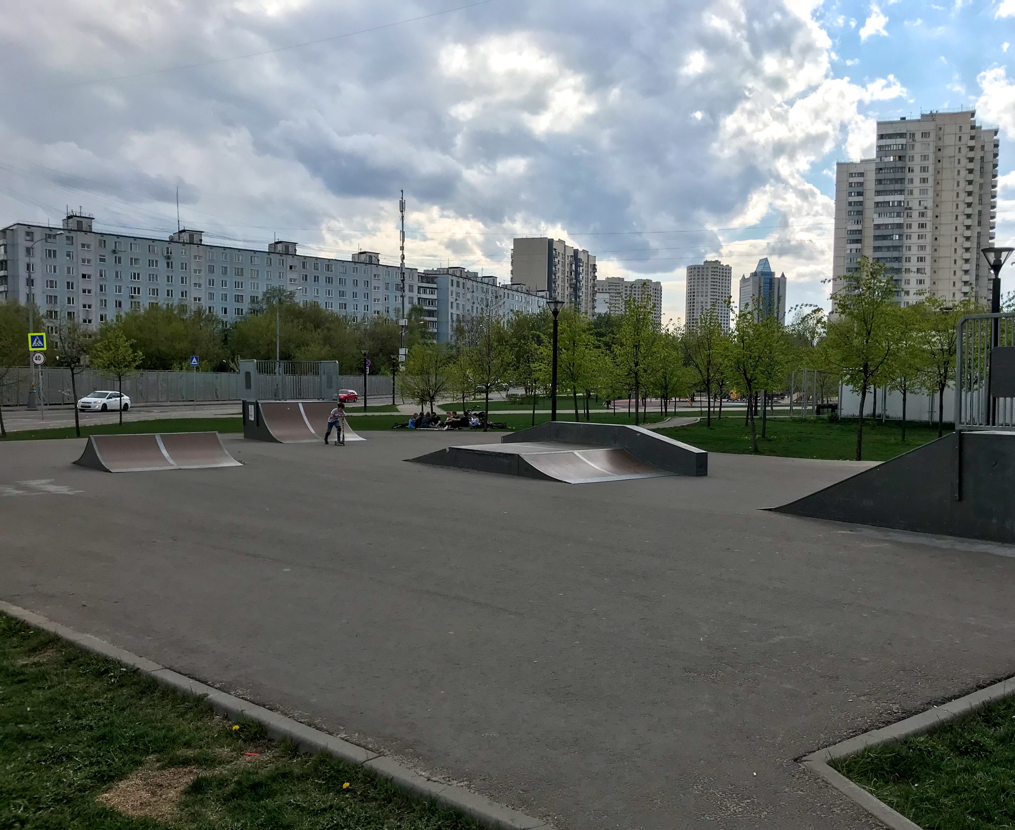 Фото Парк 70-летия Победы - развлечение в Москве | Досугатор