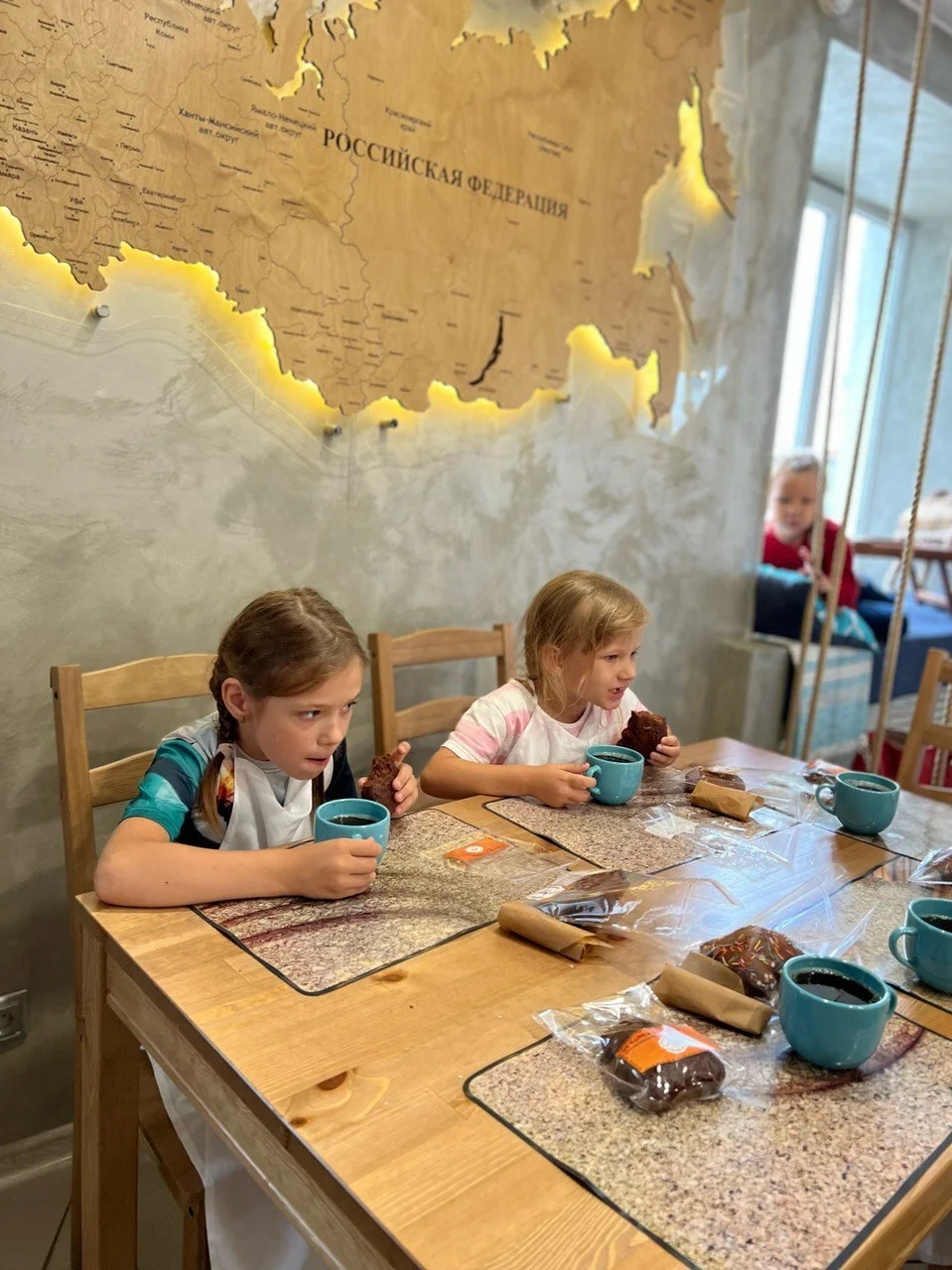 Фото Кафе Коврижка Зарайская - развлечение в Москве | Досугатор