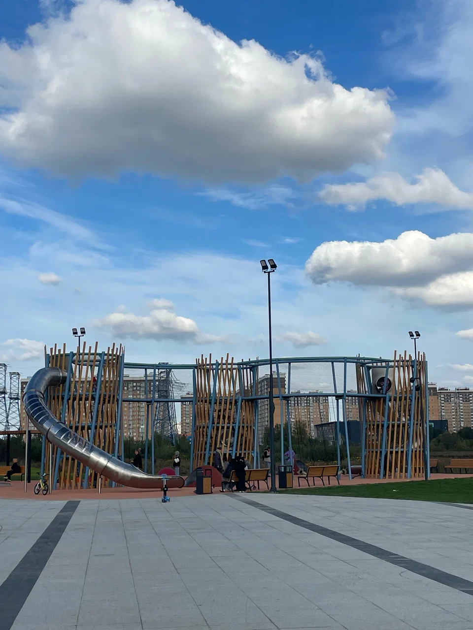 Фото Детская площадка (парк Дружба, р-н Некрасовка) - развлечение в Москве | Досугатор