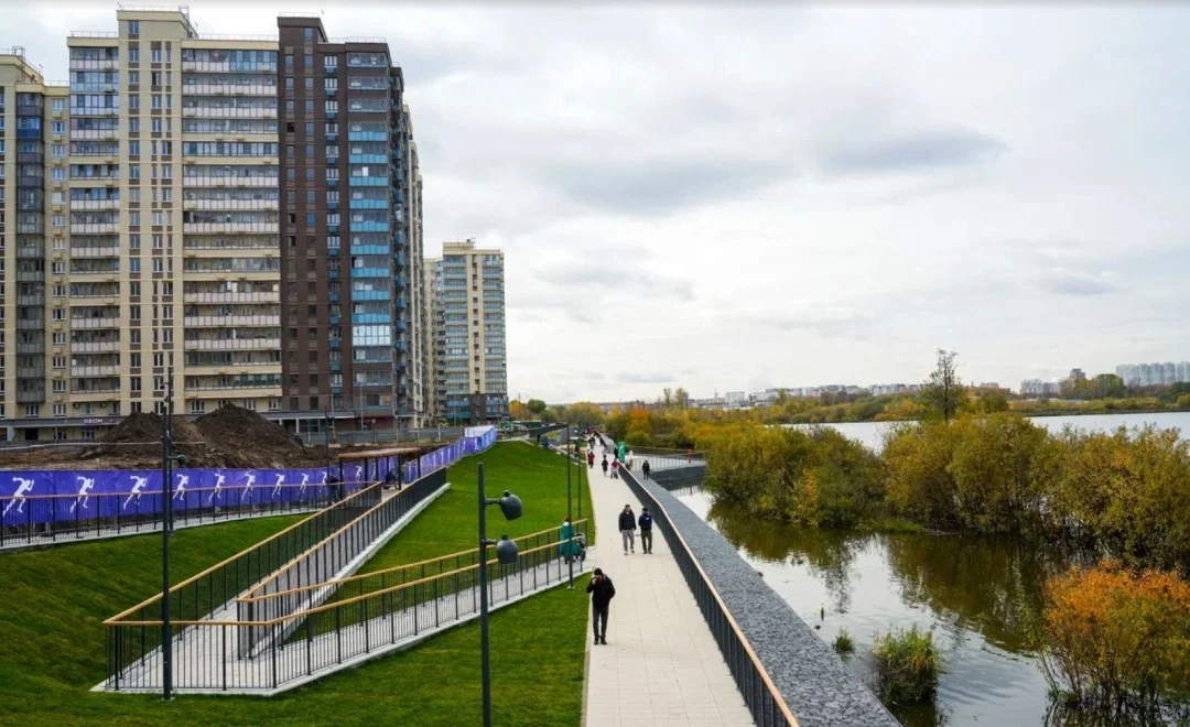 Фото Детская площадка (парк Дружба, р-н Некрасовка) - развлечение в Москве | Досугатор