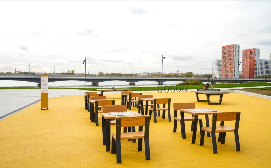 Фото Детская площадка (парк Дружба, р-н Некрасовка) - развлечение в Москве | Досугатор