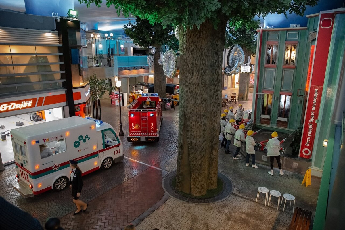 Фото Kidzania (Кидзания) Город профессий - развлечение в Москве | Досугатор
