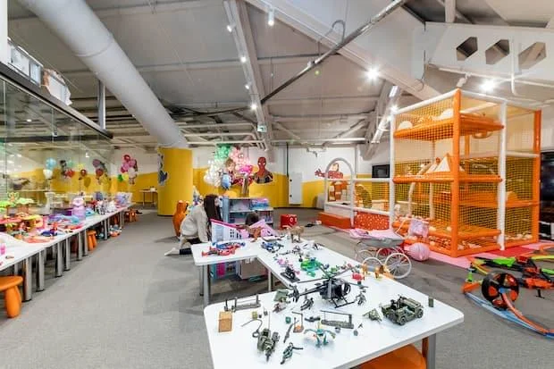 Фото Trend toys в ТЦ Тишинка Гастро Холл - развлечение в Москве | Досугатор