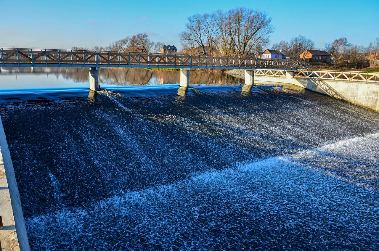 Фото Зарайская плотина на реке Осётр - развлечение в Москве | Досугатор