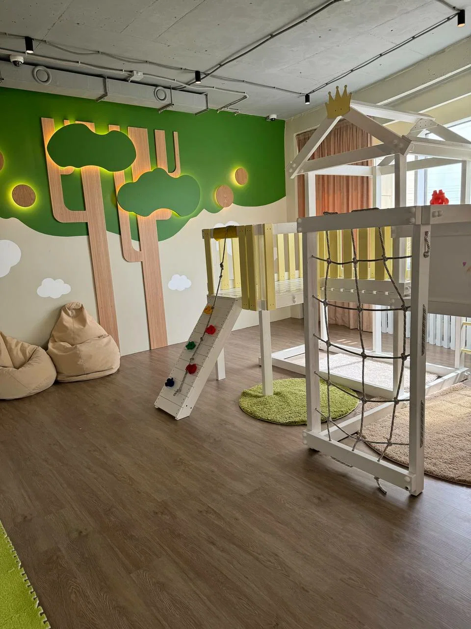 Фото Ресторан Joy House - развлечение в Москве | Досугатор