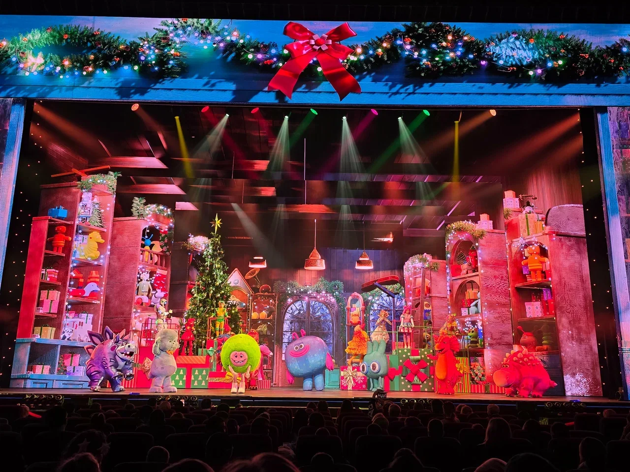 Фото Концертный зал Москва (Остров Мечты) - Концерты в Москве | Досугатор