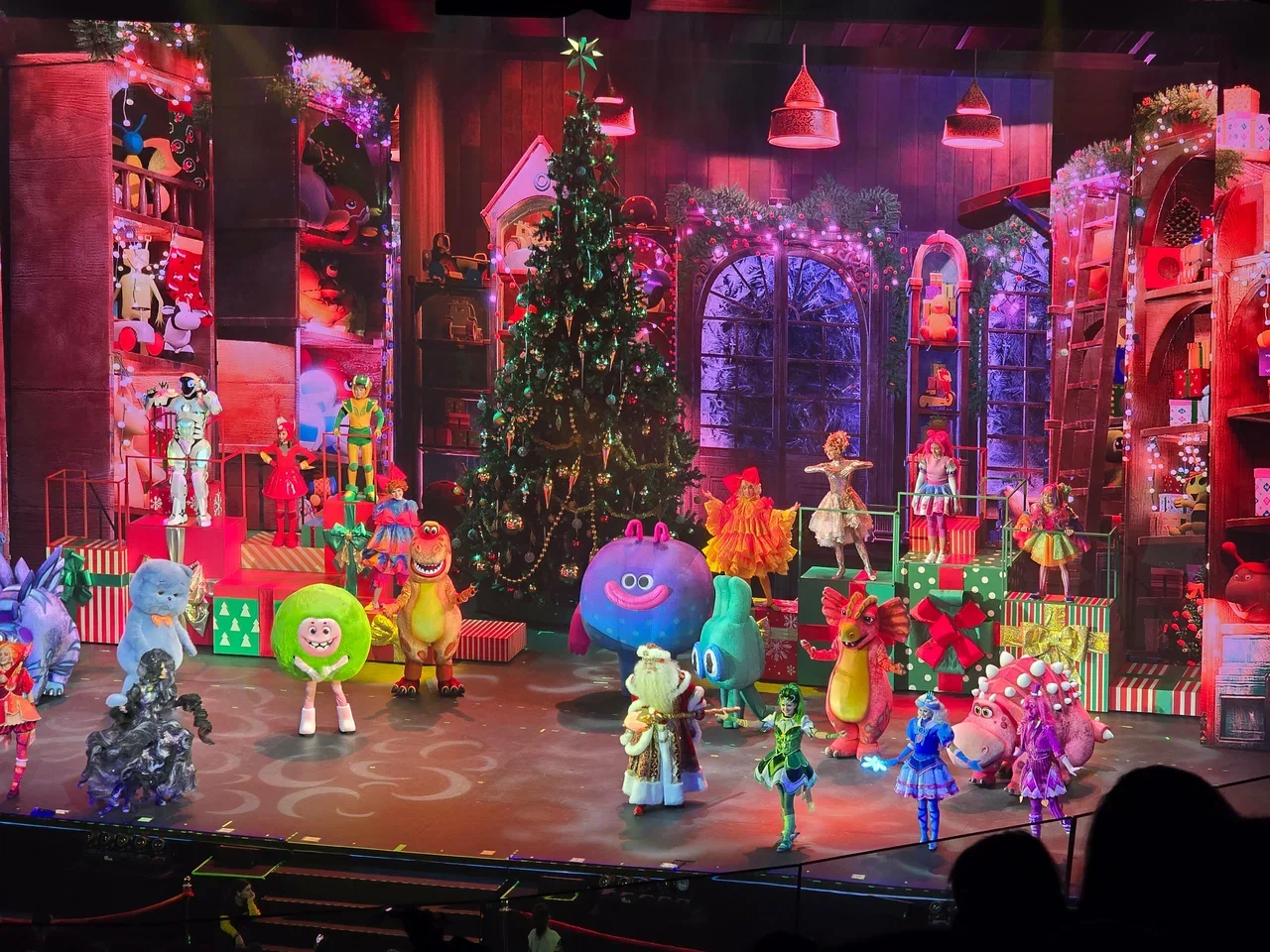 Фото Концертный зал Москва (Остров Мечты) - Концерты в Москве | Досугатор