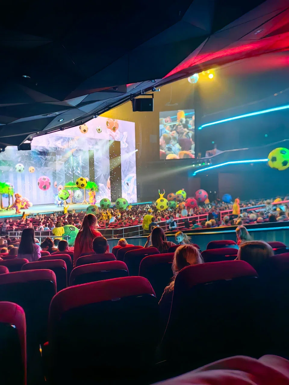 Фото Концертный зал Москва (Остров Мечты) - Концерты в Москве | Досугатор