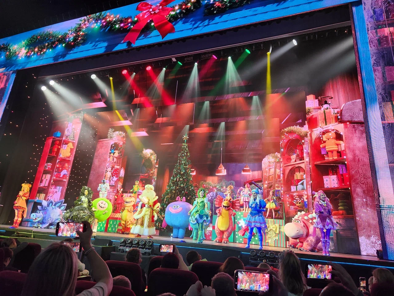 Фото Концертный зал Москва (Остров Мечты) - Концерты в Москве | Досугатор