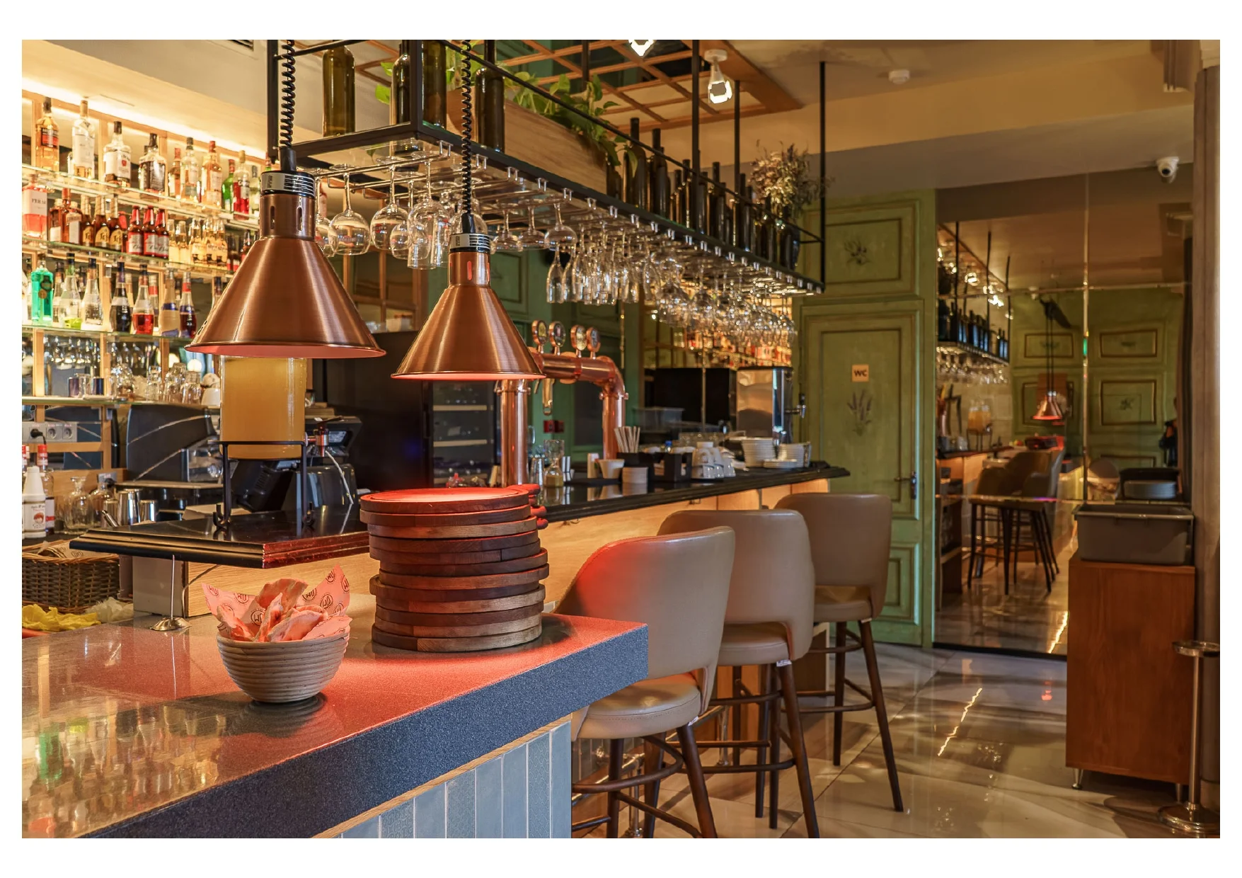 Фото Ресторан Osteria Mario на Мичуринском - развлечение в Москве | Досугатор