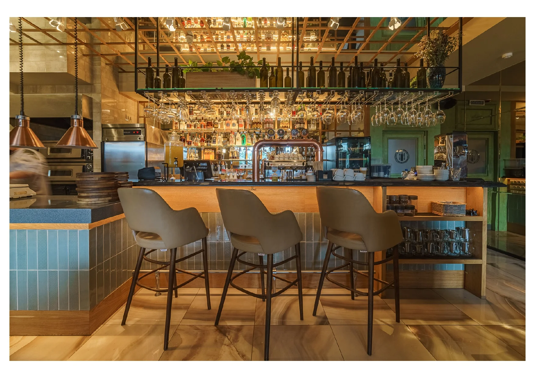 Фото Ресторан Osteria Mario на Мичуринском - развлечение в Москве | Досугатор