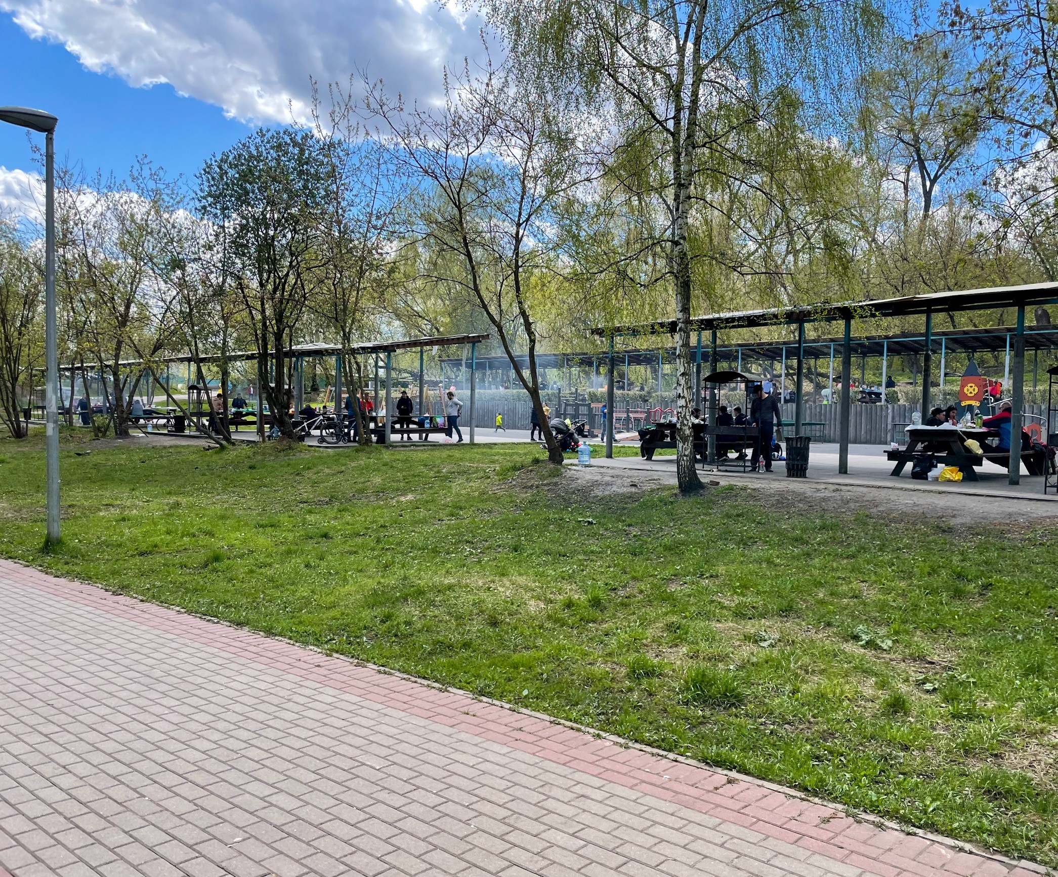 Фото Площадка у бывшего ж/д моста в парке Свиблово - развлечение в Москве | Досугатор