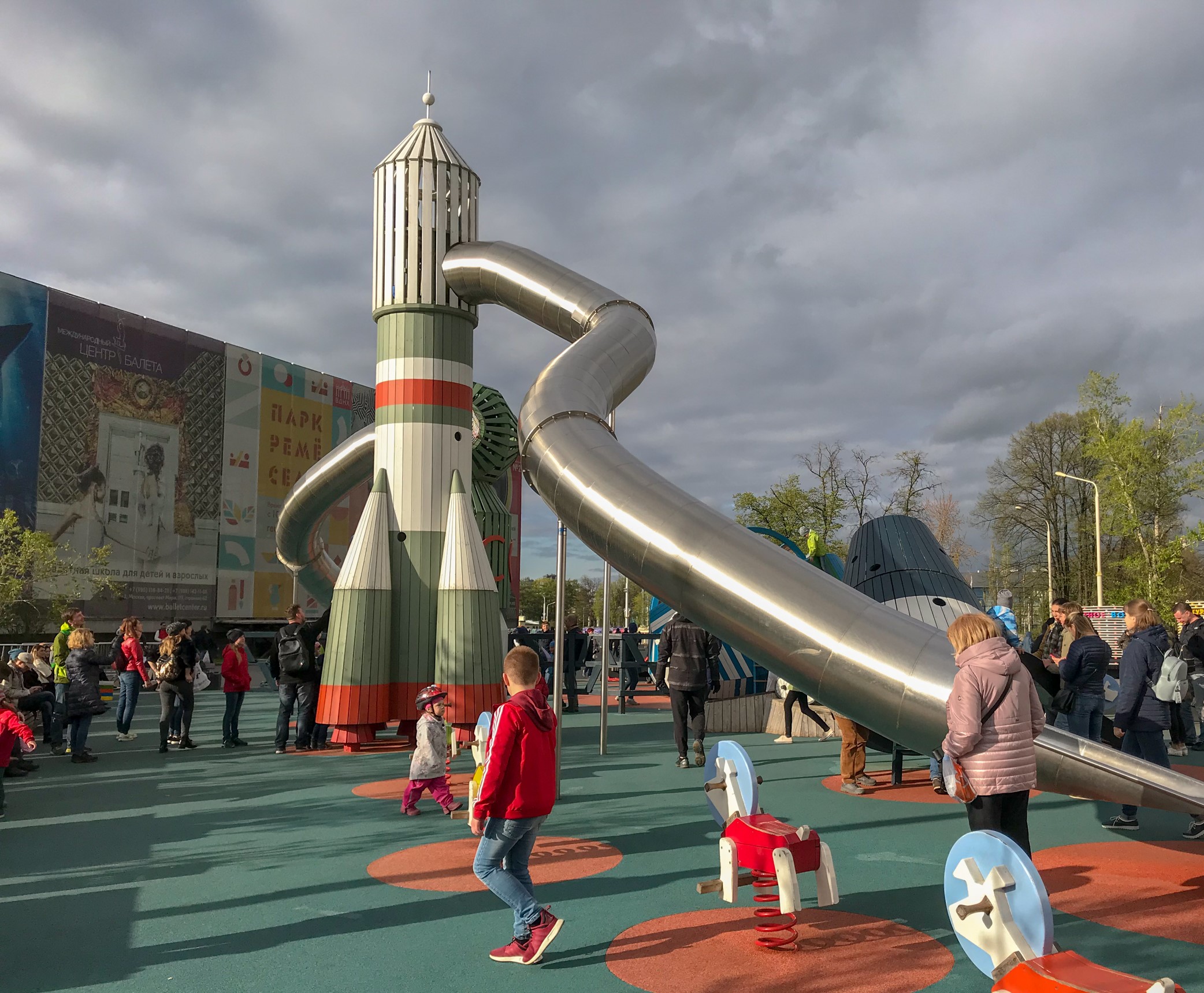 Фото Площадка "Космос" на ВДНХ - развлечение в Москве | Досугатор