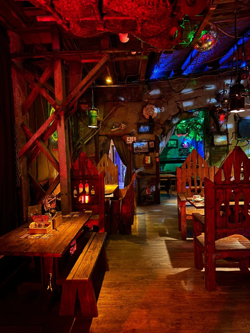 Фото Байк-центр мотоклуба "Ночные волки" - Интересное в Москве | Досугатор