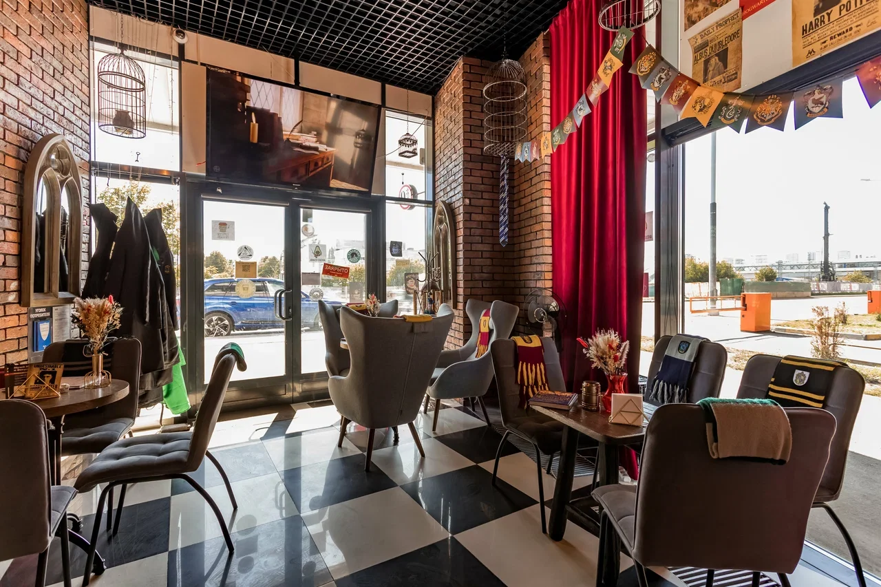 Фото Кафе "Три метлы" - Рестораны в Москве | Досугатор