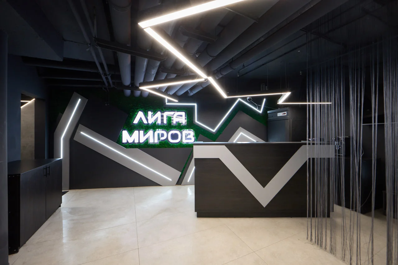 Фото Лига Миров: Фалкон - Отметить др в Москве | Досугатор